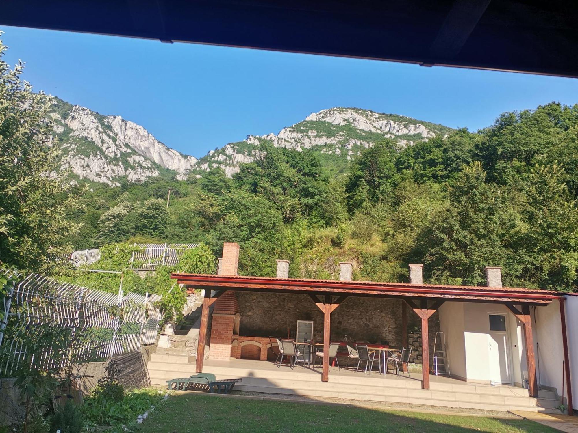 Homestay Ana Baile Herculane